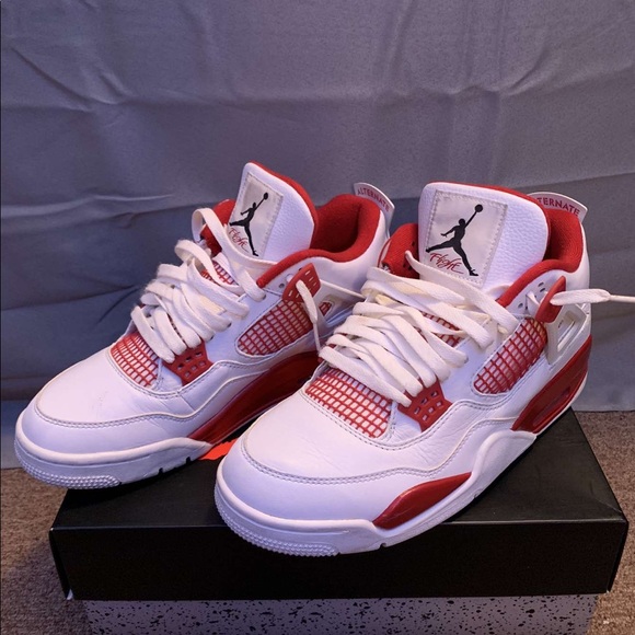 Jordan 4 alternate 89 size 9.5 - Picture 2 of 5